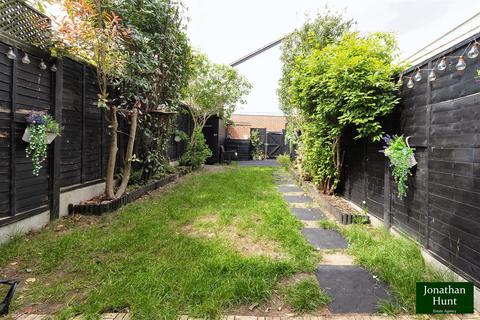 27 Mill Close, Buntingford, SG9 9SZ