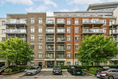 Commander Avenue, London NW9