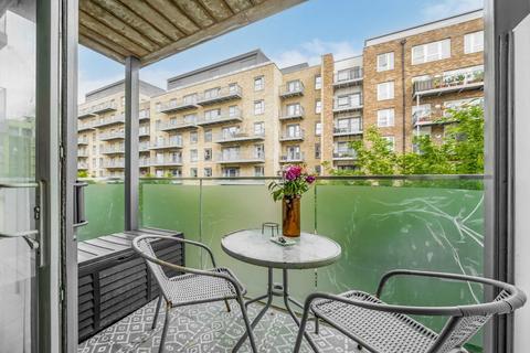 Flat 14, Emerald House, 2 Commander Avenue, London, NW9 5ZH