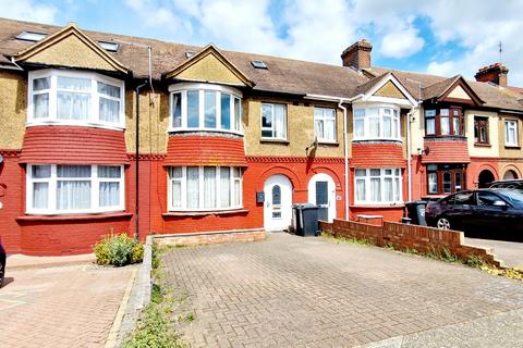 Barr Road, Gravesend DA12