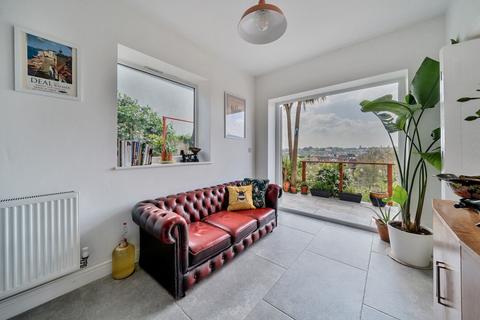 51 Birchy Barton Hill, Exeter, EX1 3EX