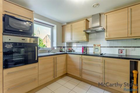 2 bedroom apartment for sale, Cosgrove Hall Court, 8 Albany Road, Cholton-cum-Hardy
