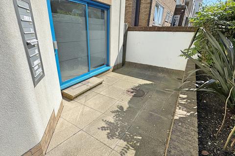 2 bedroom apartment to rent, Salisbury Court, Salisbury Road, Hove
