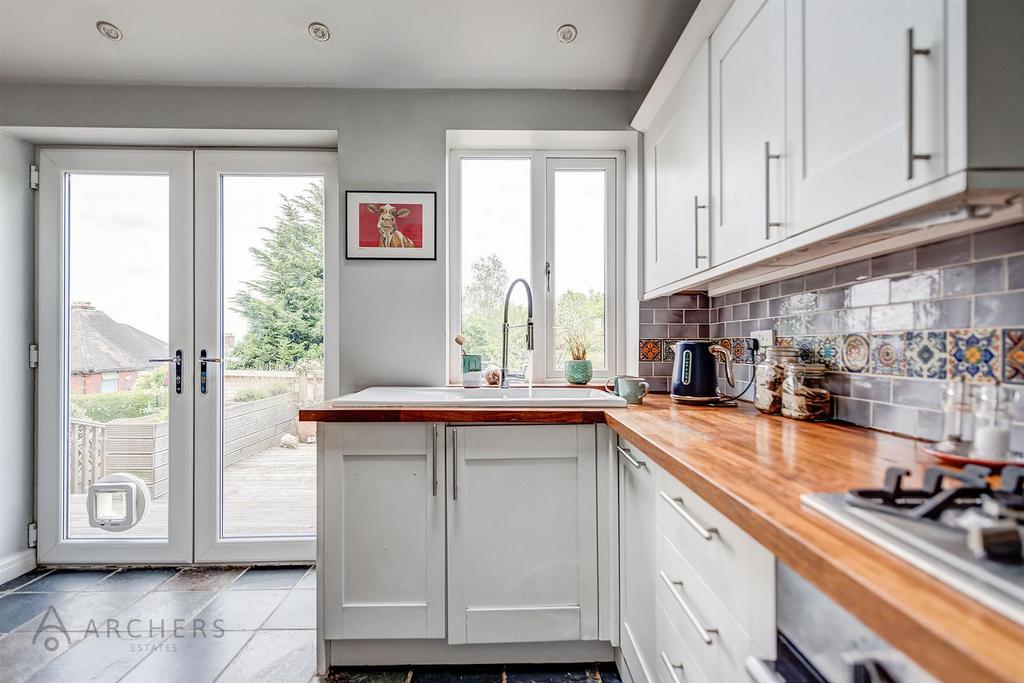 5 Toftwood Ave(Interior)(8of41).jpg