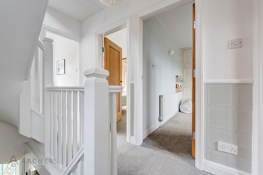 5 Toftwood Ave(Interior)(15of41).jpg