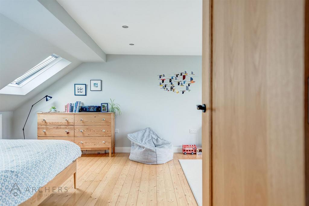 5 Toftwood Ave(Interior)(30of41).jpg