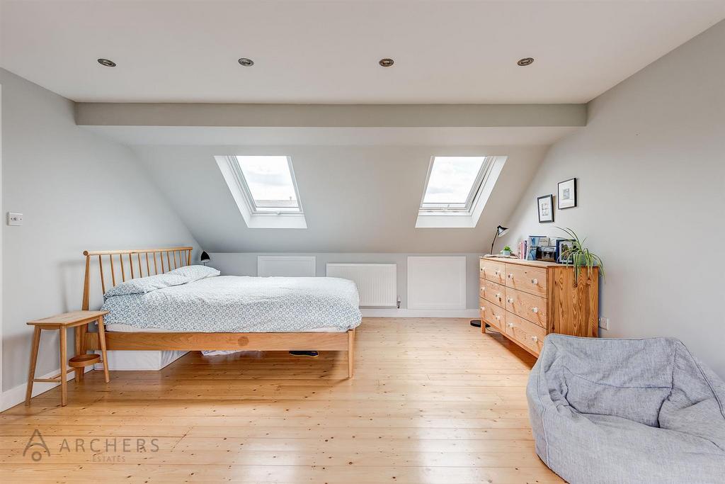 5 Toftwood Ave(Interior)(32of41).jpg