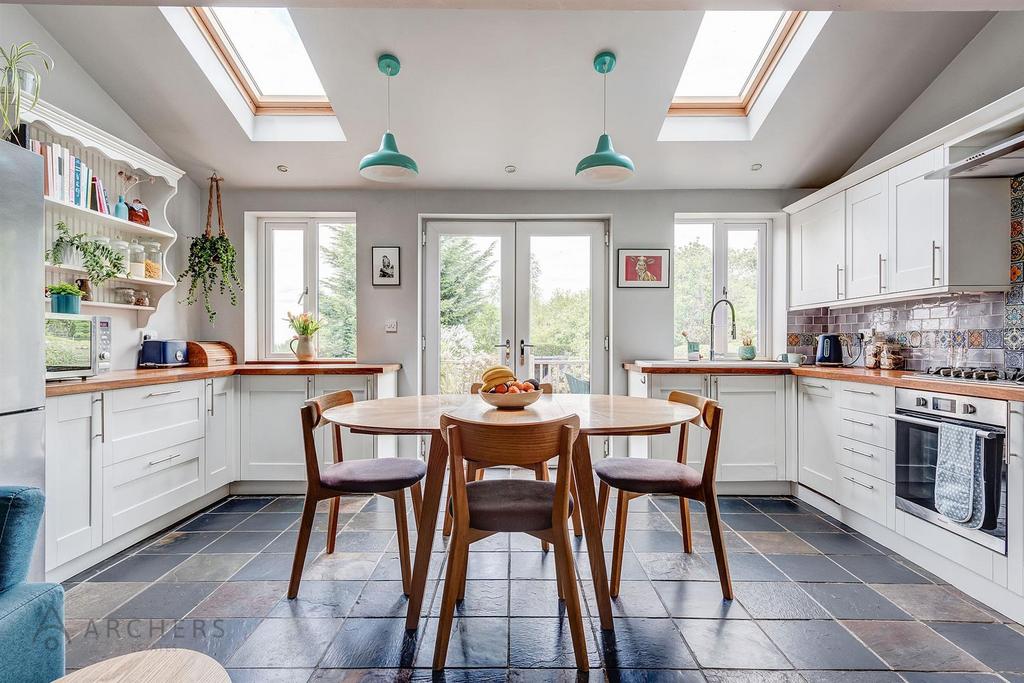 5 Toftwood Ave(Interior)(4of41).jpg