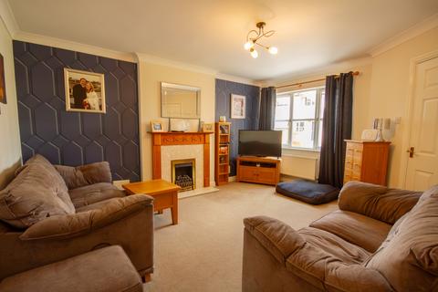 35 Century Close, St Austell, PL25 3UY