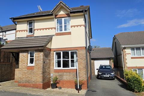 35 Century Close, St Austell, PL25 3UY