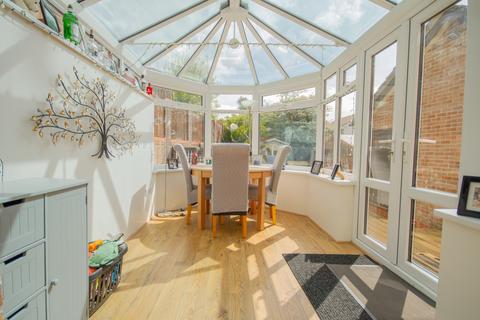 35 Century Close, St Austell, PL25 3UY