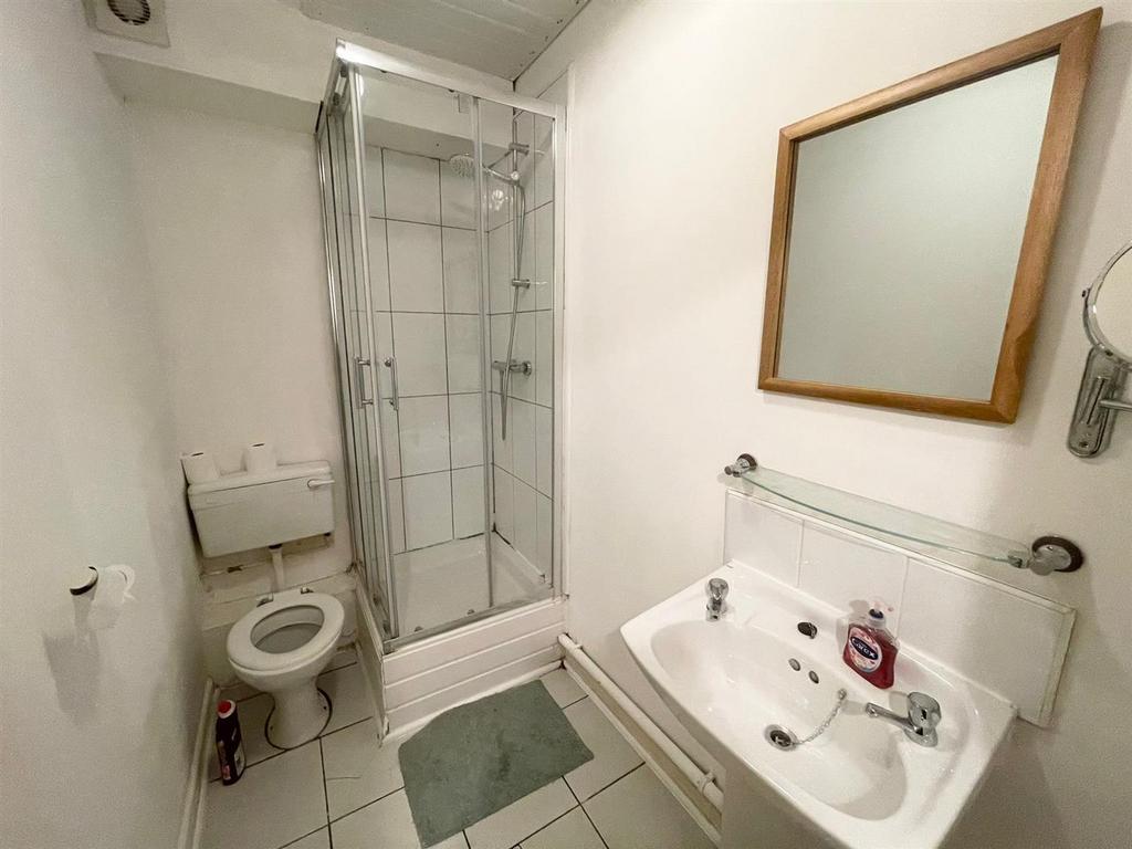 20 BYSZu WBUy Or7nyb KY81 Q.jpg