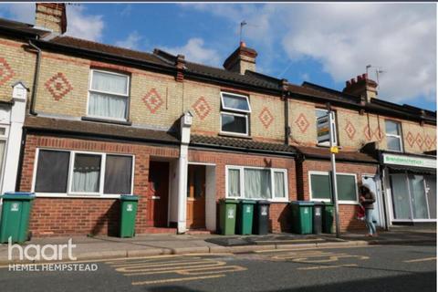 undefined, Leavesden Road, Watford