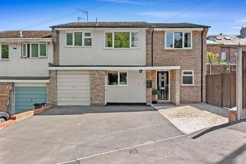 2 Hardwicke Close, Worcester, WR2 5NX