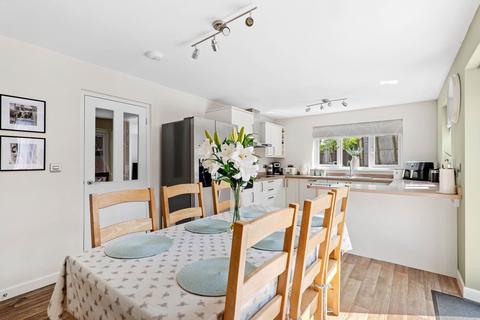 2 Hardwicke Close, Worcester, WR2 5NX