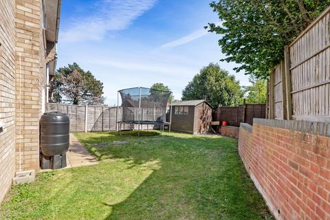 2 Hardwicke Close, Worcester, WR2 5NX