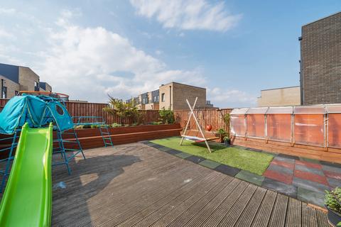 2 bedroom maisonette for sale, Loampit Road, Erith