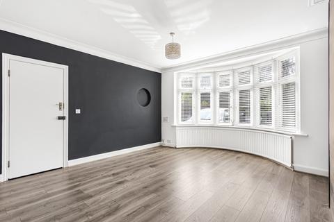1 bedroom apartment for sale, Cole Park Gardens, Twickenham, TW1