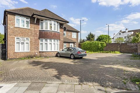 1 bedroom apartment for sale, Cole Park Gardens, Twickenham, TW1