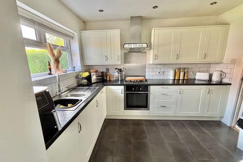 43 Furlongs Road, Dudley, DY3 3UT