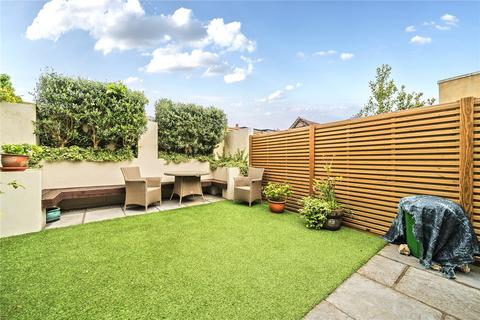 18 Westfield Road, Surbiton, KT6 4EL