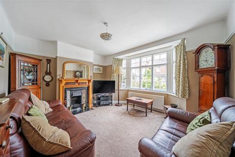 22 Bradgate Road, Bedford, MK40 3DE