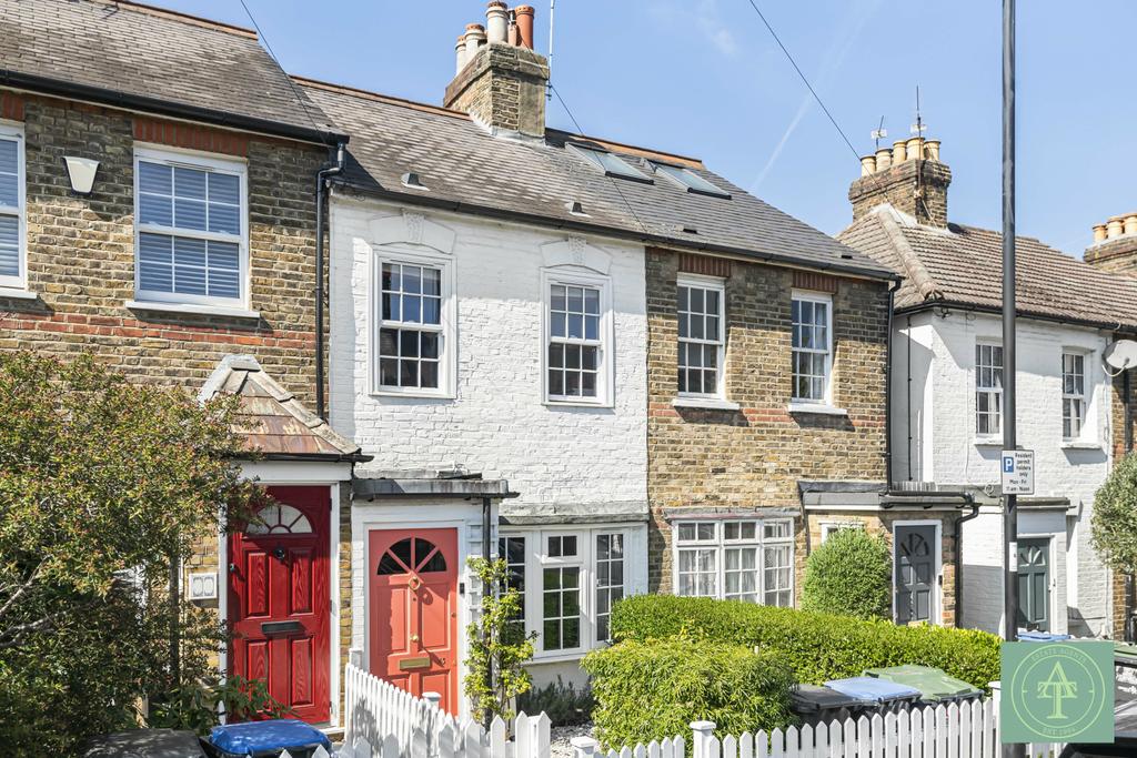 2 Bedroom Cottage for Sale