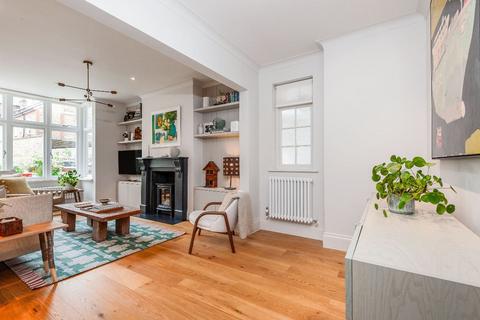 71 South Western Road, Twickenham, TW1 1LG