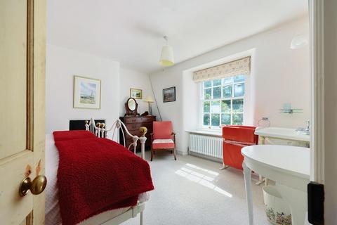 Vine Cottage Armada Road, Cawsand, Torpoint, PL10 1PQ