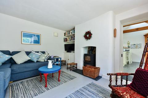 Vine Cottage Armada Road, Cawsand, Torpoint, PL10 1PQ