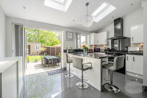 3 bedroom end of terrace house for sale, Gloucester Road, Guildford, Surrey, GU2