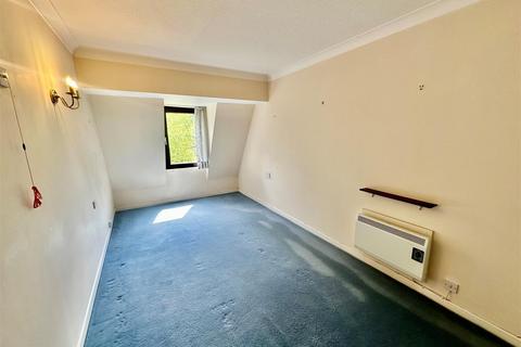 1 bedroom retirement property for sale, South Street, Farnham