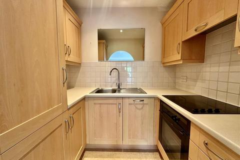 1 bedroom retirement property for sale, South Street, Farnham