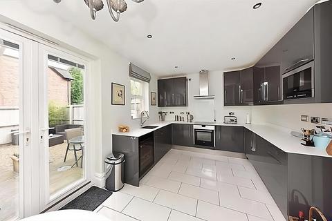3 bedroom townhouse for sale, Knutsford Road, Alderley Edge, Cheshire