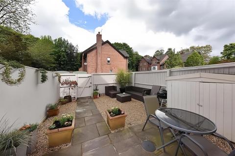 3 bedroom townhouse for sale, Knutsford Road, Alderley Edge, Cheshire