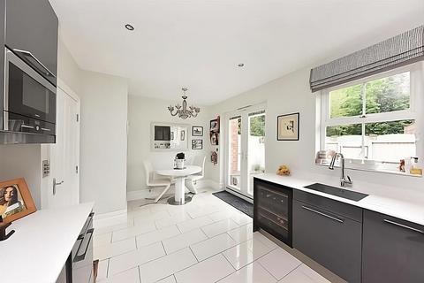 3 bedroom townhouse for sale, Knutsford Road, Alderley Edge, Cheshire