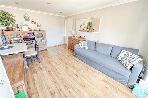 1 bedroom flat for sale, 1 Jubilee Way, Feltham, Middlesex, TW14
