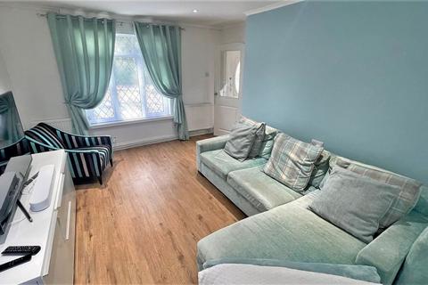 2 bedroom semi-detached house to rent, Maidstone Road, Kent, ME1