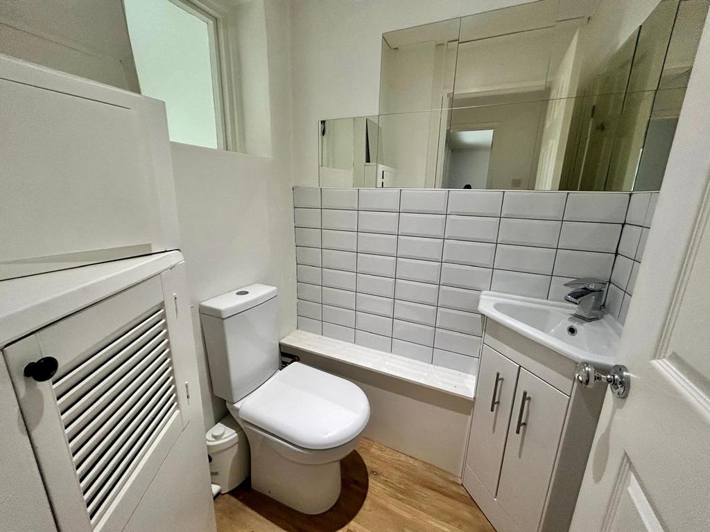 Ground Floor WC