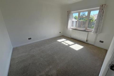 16 Station Road, Harleston, IP20 9ES