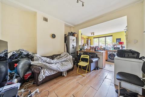 4 bedroom terraced house for sale, Killearn Road, London