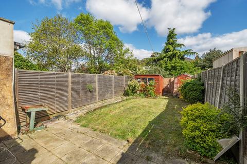 4 bedroom terraced house for sale, Killearn Road, London