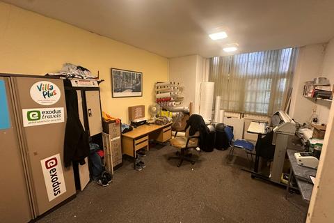 Property to rent, N16 6UP, N16