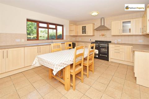 4 bedroom detached house for sale, Blithe View, Stoke-On-Trent ST11