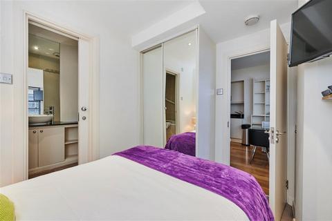 1 bedroom flat for sale, Sloane Avenue, SW3