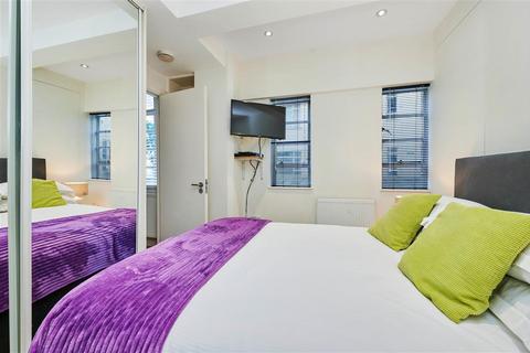 1 bedroom flat for sale, Sloane Avenue, SW3