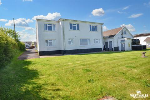 4 bedroom detached bungalow for sale, Princes Gate, Narberth