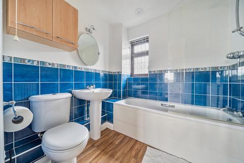 4 Chevalier Close, Middleleaze, Swindon, SN5 5TS