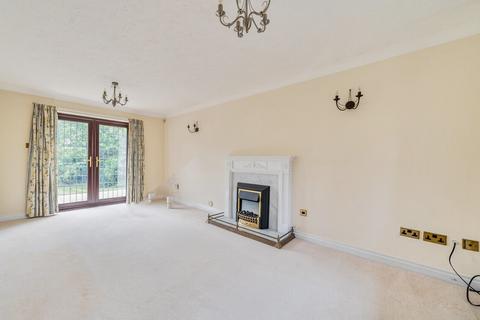 4 Chevalier Close, Middleleaze, Swindon, SN5 5TS