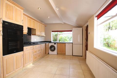 3 bedroom terraced house for sale, EAST STREET, GREAT BOOKHAM, KT23